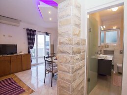 Breezy Stay Near Trogir