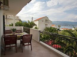 Breezy Stay Near Trogir