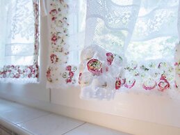 Holiday Apartment With a Private Terrace & Hot Tub, Near the Beach