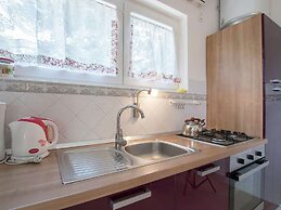 Holiday Apartment With a Private Terrace & Hot Tub, Near the Beach