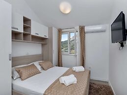 Stunning Villa in Drasnice With Private Pool