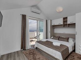 Stunning Villa in Drasnice With Private Pool