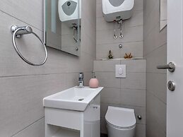 Stunning Villa in Drasnice With Private Pool