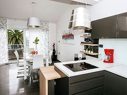 Haven Minutes From Old Town