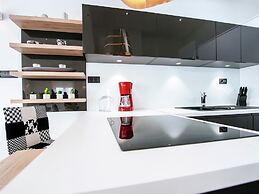 Haven Minutes From Old Town