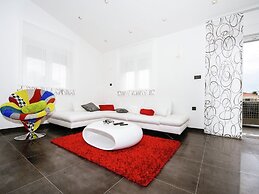 Haven Minutes From Old Town