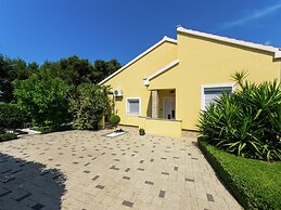 Exquisite Villa With Private Pool in Zadar