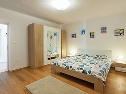 Cozy Coastal Retreat in Zadar