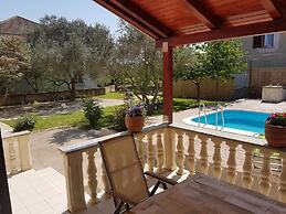 Charming Holiday Home in Zemunik Donji With Pool