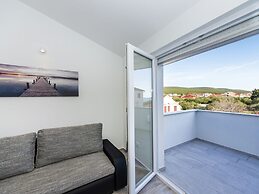 Apartment With Direct Sand Beach Access