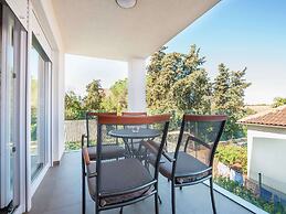 Modern Newly Built Apartment, Geat Location, Private Parking Space, Wi