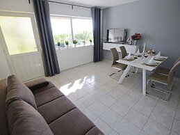 Luxury Holiday Home in Bibinje near Sea