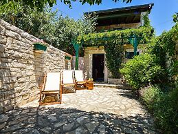 Pet-friendly Holiday Home in Sukošan with Hot Tub