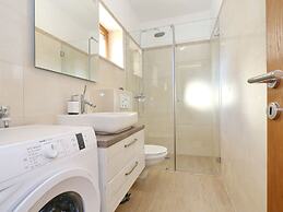 Spacious Villa in Prkos With Private Swimming Pool