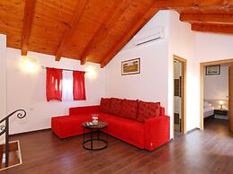 Spacious Villa in Prkos With Private Swimming Pool