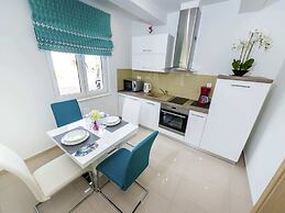Luxury Apartment in Zadar With Covered Terrace