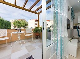 Luxury Apartment in Zadar With Covered Terrace