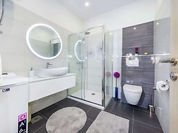 Luxury Apartment in Zadar With Covered Terrace