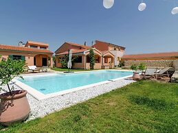 Villa in Skabrnje With Swimming Pool