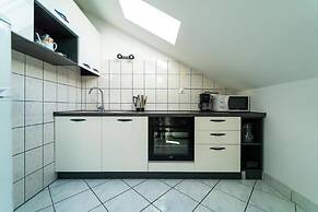 Comfortable Apartment With Balcony in a Quiet Area, Near the Beach