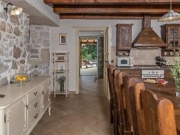 Villa in Posedarje With Private Pool