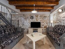 Villa in Posedarje With Private Pool