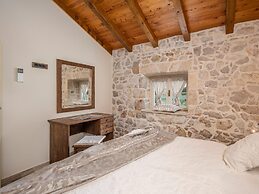 Villa in Posedarje With Private Pool