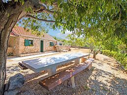 Holiday Home in Seline With Garden