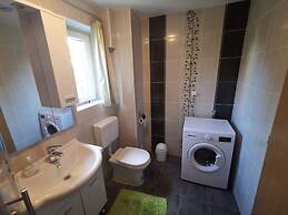 Spacious Holiday Home in Pakoštane near Sea