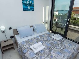 Luxury Villa With Private Pool, Great sea View, Near the Beach