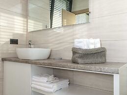 Luxury Villa With Private Pool, Great sea View, Near the Beach