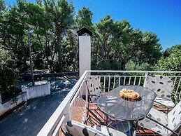 Apartment in Dalmatia With Terrace