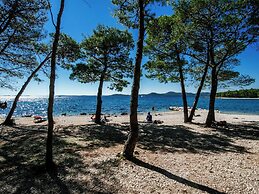 Apartment in Dalmatia With Terrace