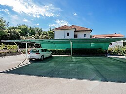 Apartment in Dalmatia With Terrace
