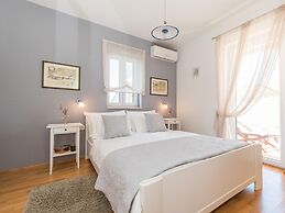 Spacious Holiday Home in Privlaka With Garden