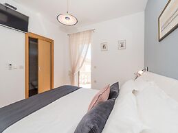 Spacious Holiday Home in Privlaka With Garden