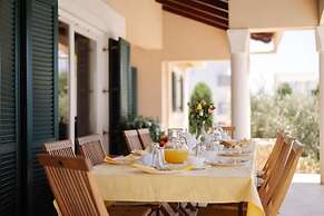 Villa Clara With a Pool in Kozino Near the sea