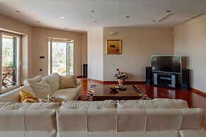 Villa Clara With a Pool in Kozino Near the sea