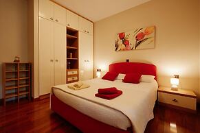 Villa Clara With a Pool in Kozino Near the sea