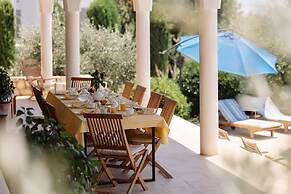 Villa Clara With a Pool in Kozino Near the sea