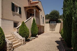 Villa Clara With a Pool in Kozino Near the sea