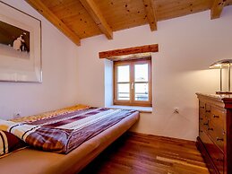 Beautiful Villa Consisting of two Houses With Private Pool, Near Pula 