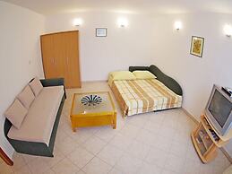 Apartment near Beach and Historical Center of Pula