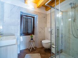 Peaceful Villa in Rakalj With Swimming Pool