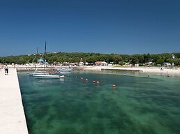 Comfortable Holiday Home With a Microwave, Near Rovinj