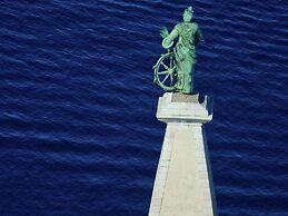 Comfortable Holiday Home With a Microwave, Near Rovinj