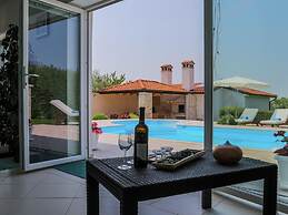 Luxurious Villa in Lavanda in Kanfanar