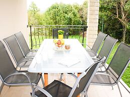 Adorable Villa With Pool & Covered Terrace Surrounded by Nauture