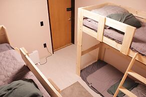 U Guesthouse 2 in Yeonnam Caters to Women - Hostel