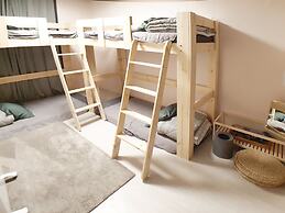 U Guesthouse 2 in Yeonnam Caters to Women - Hostel